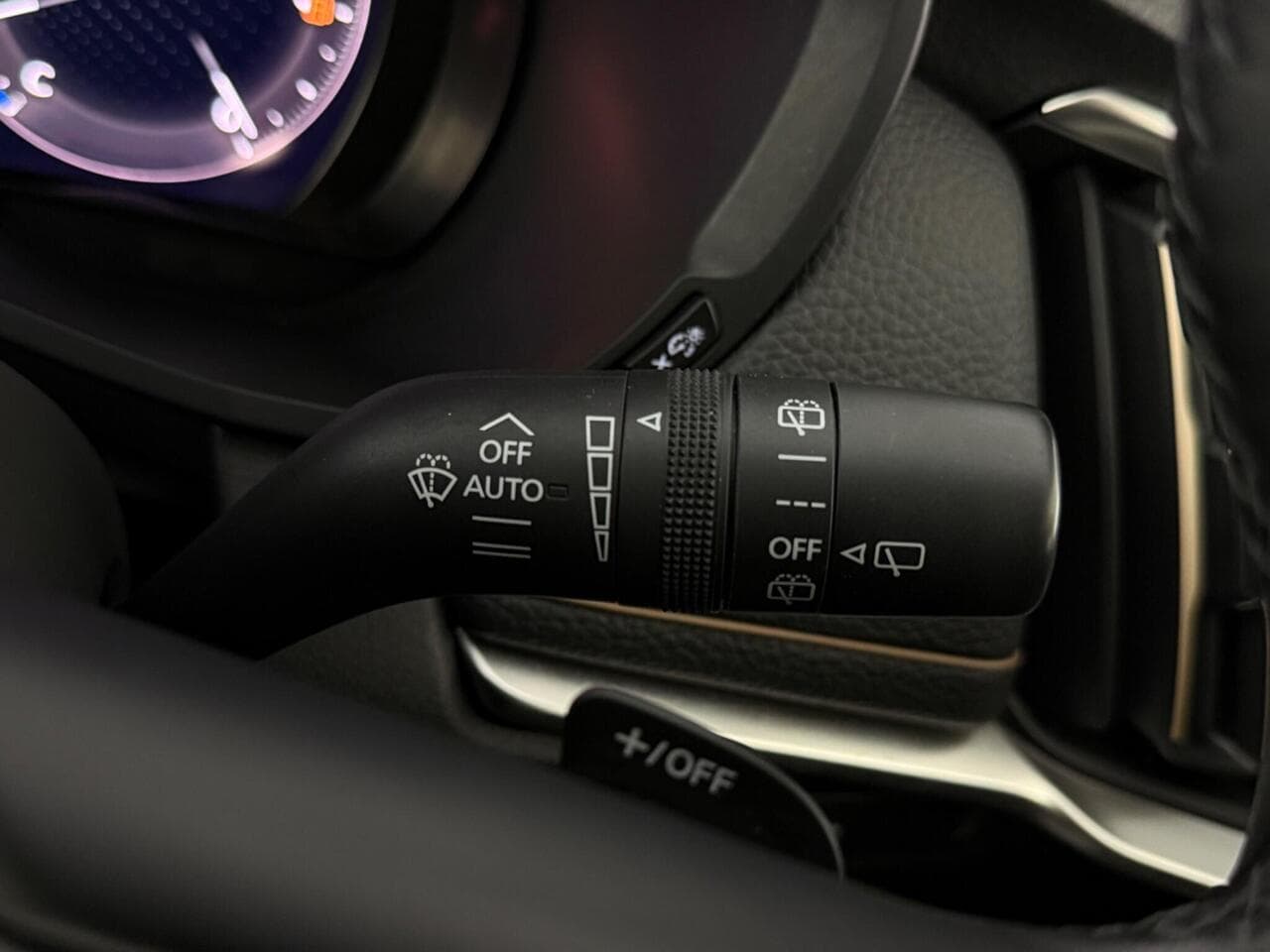 Mazda CX-60 thumbnail Misc Controls