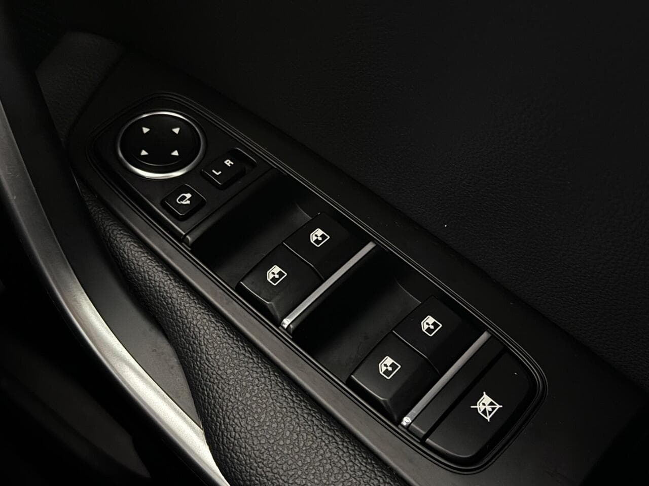 Kia Ceed thumbnail Misc Controls