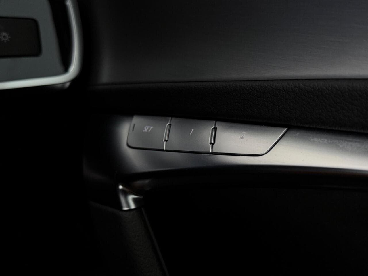 Audi A6 Avant thumbnail Misc Controls