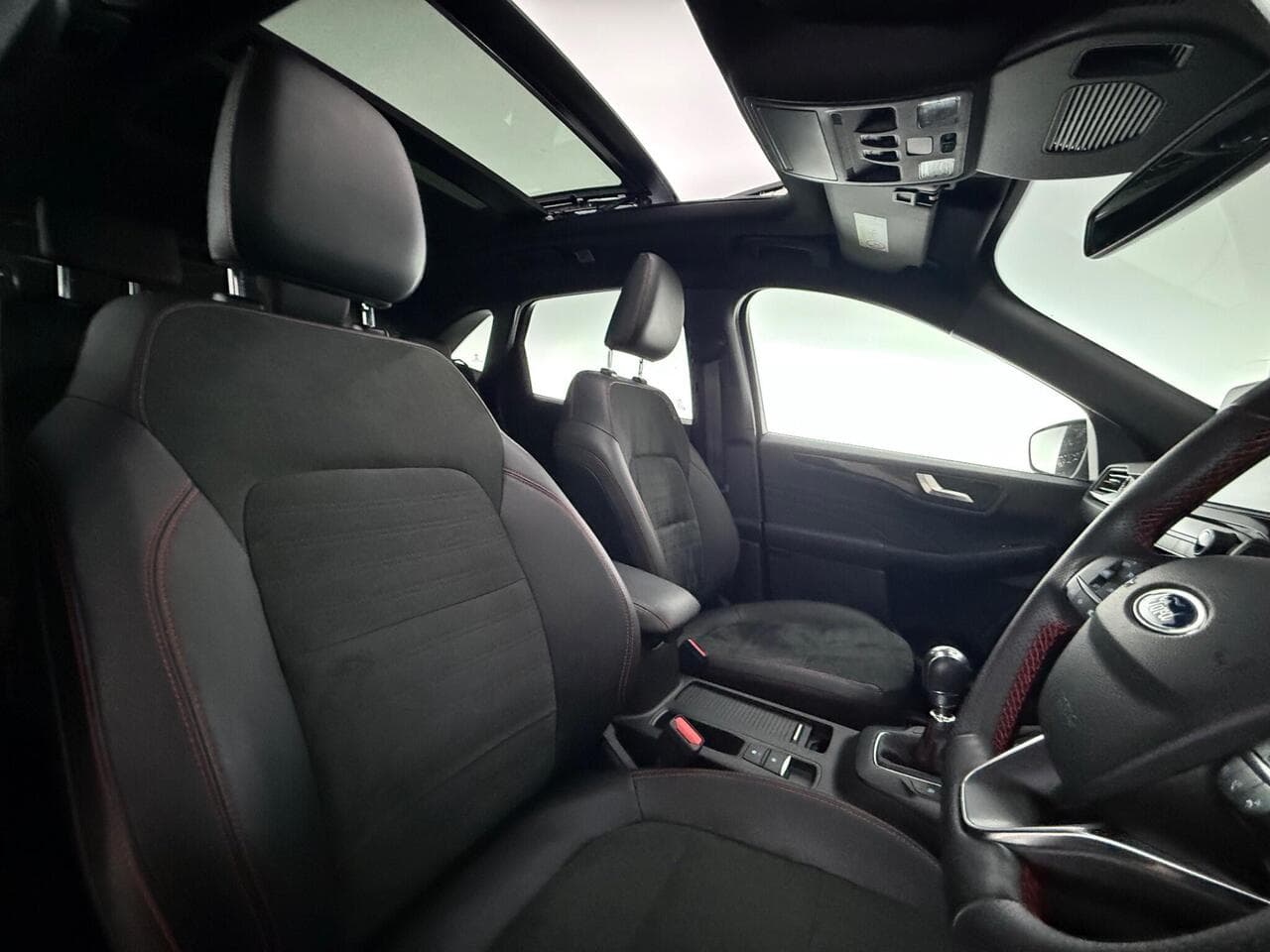 Ford Kuga thumbnail Seat Driver