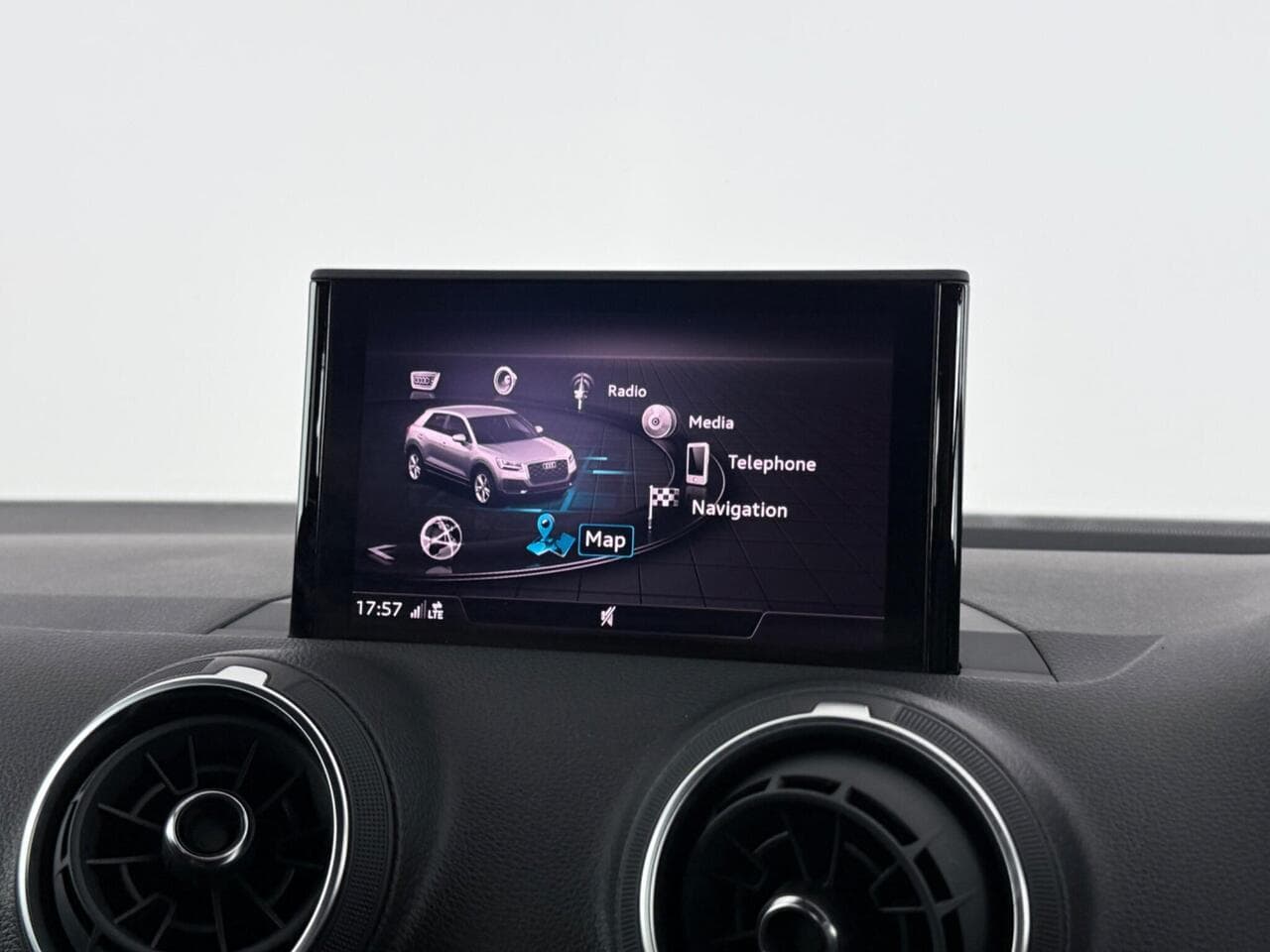 Audi Q2 thumbnail Infotainment System
