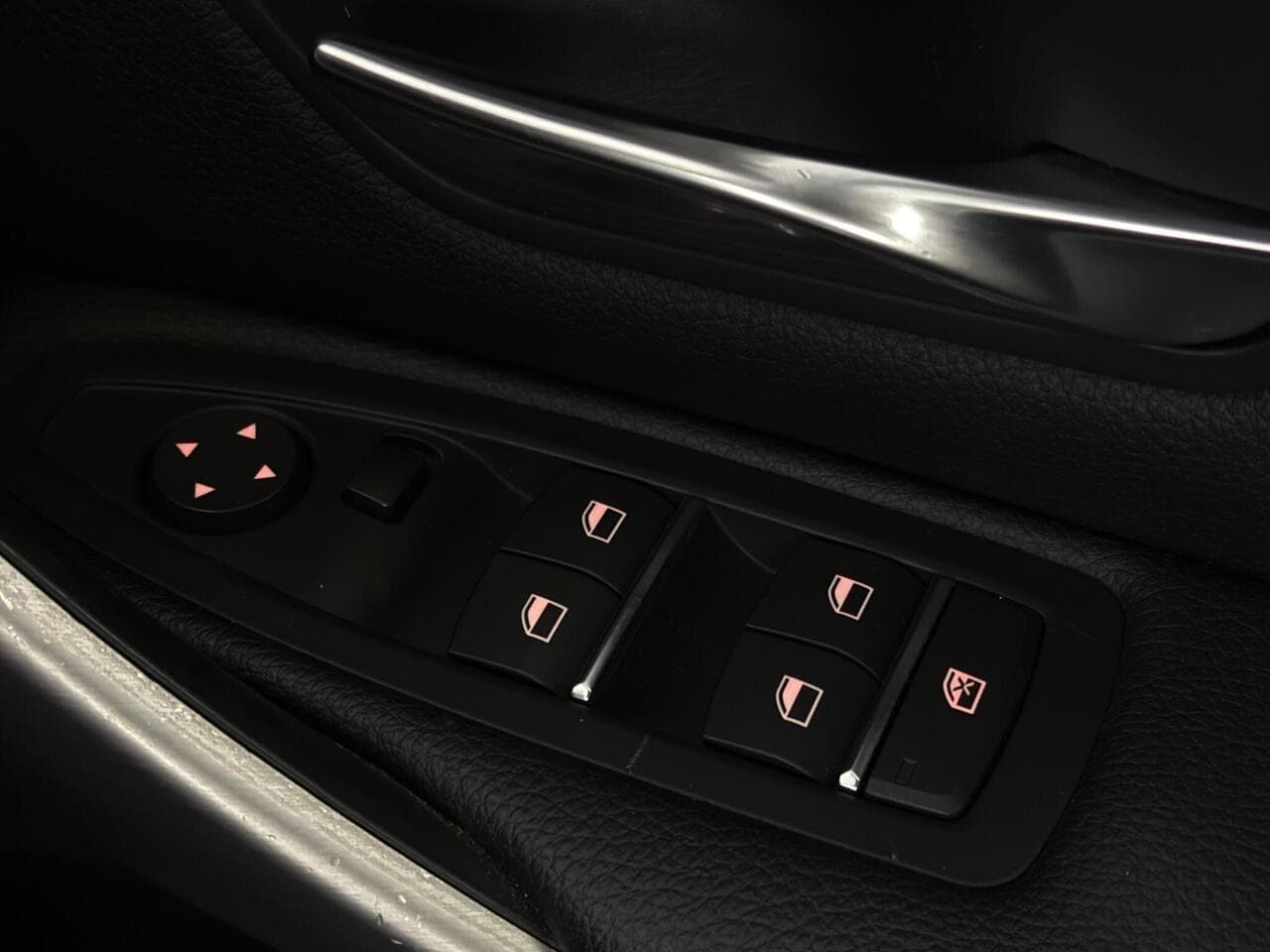 BMW 4 Series Gran Coupe thumbnail Misc Controls