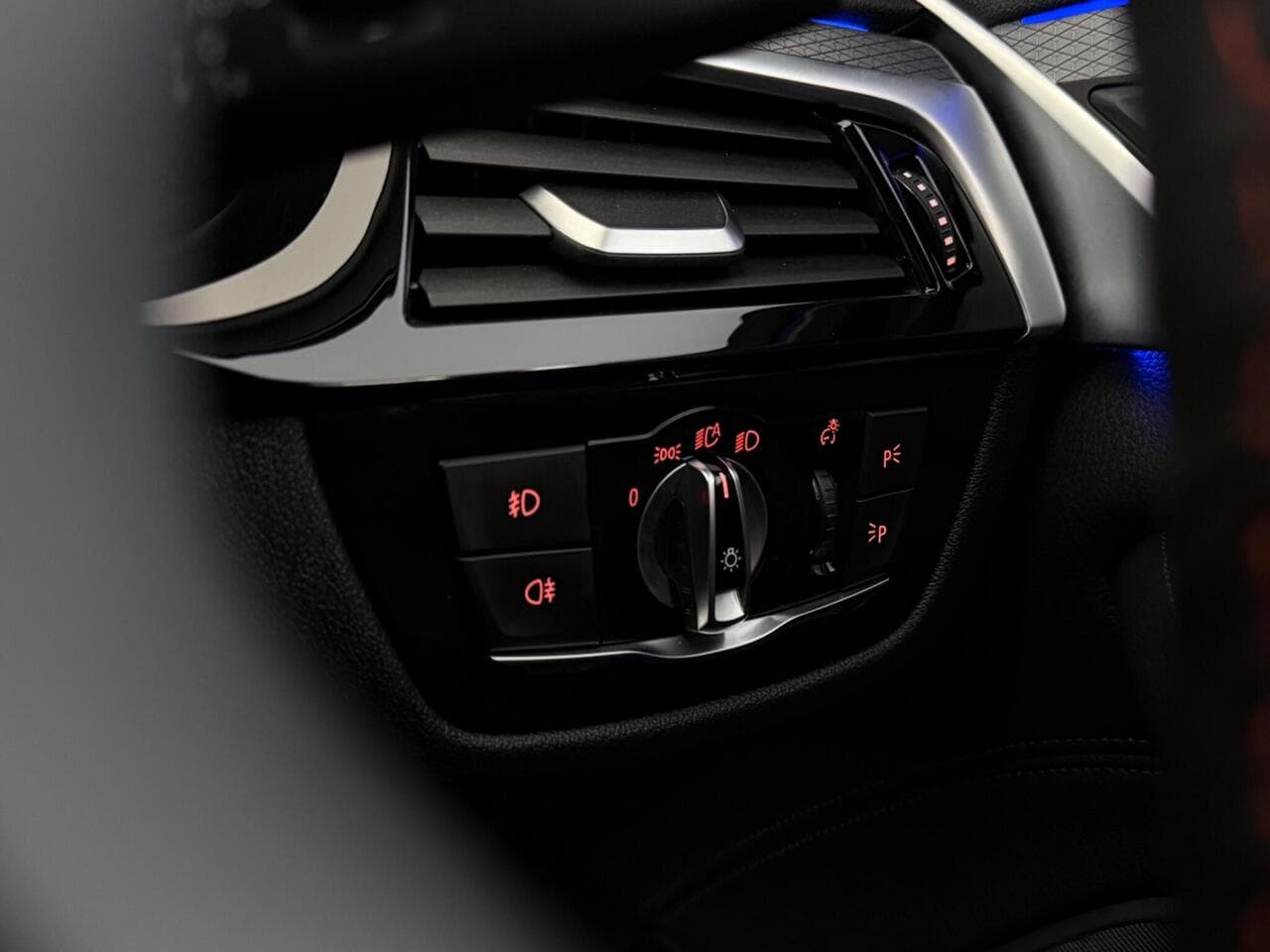 BMW 5 Series thumbnail Misc Controls