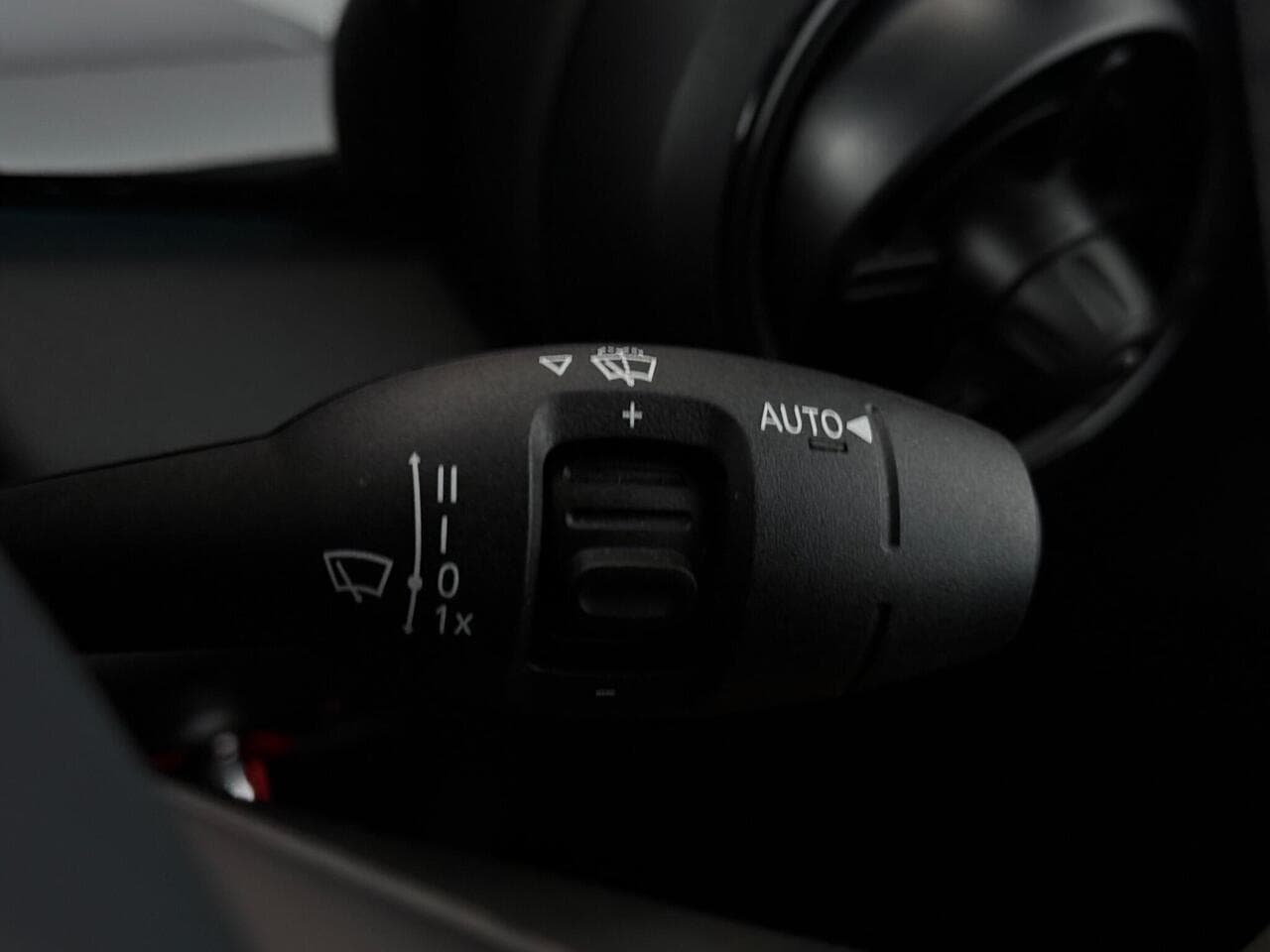 MINI Convertible thumbnail Misc Controls