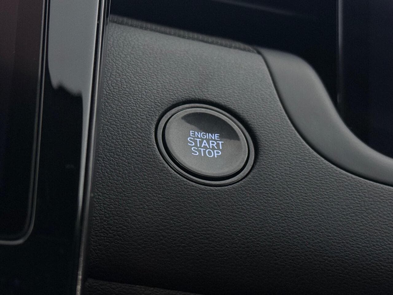 Hyundai TUCSON thumbnail Misc Controls