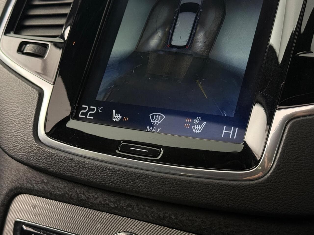 Volvo XC90 thumbnail Infotainment System