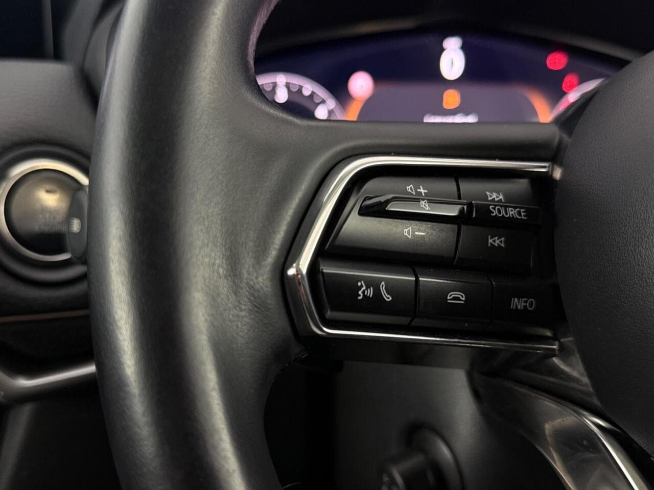 Mazda CX-60 thumbnail Misc Controls