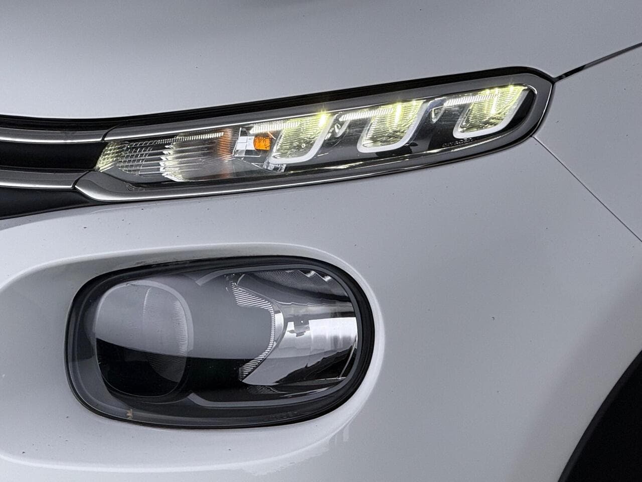 Citroen C3 thumbnail Lights Front