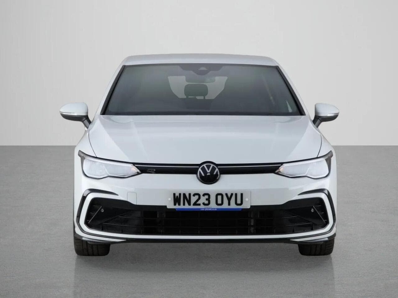Volkswagen Golf thumbnail Front