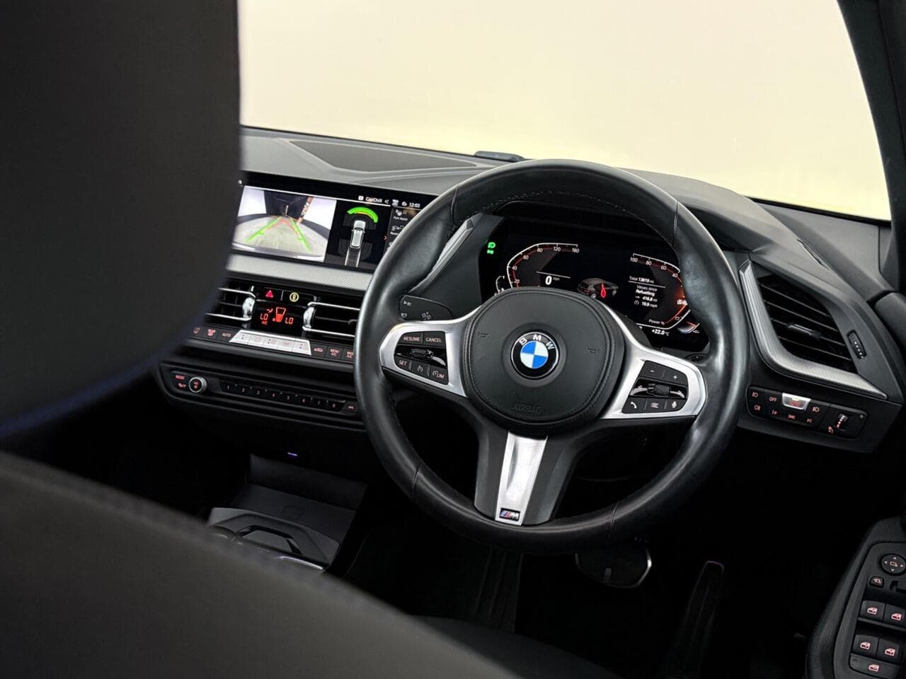 BMW 1 Series thumbnail Steering Wheel