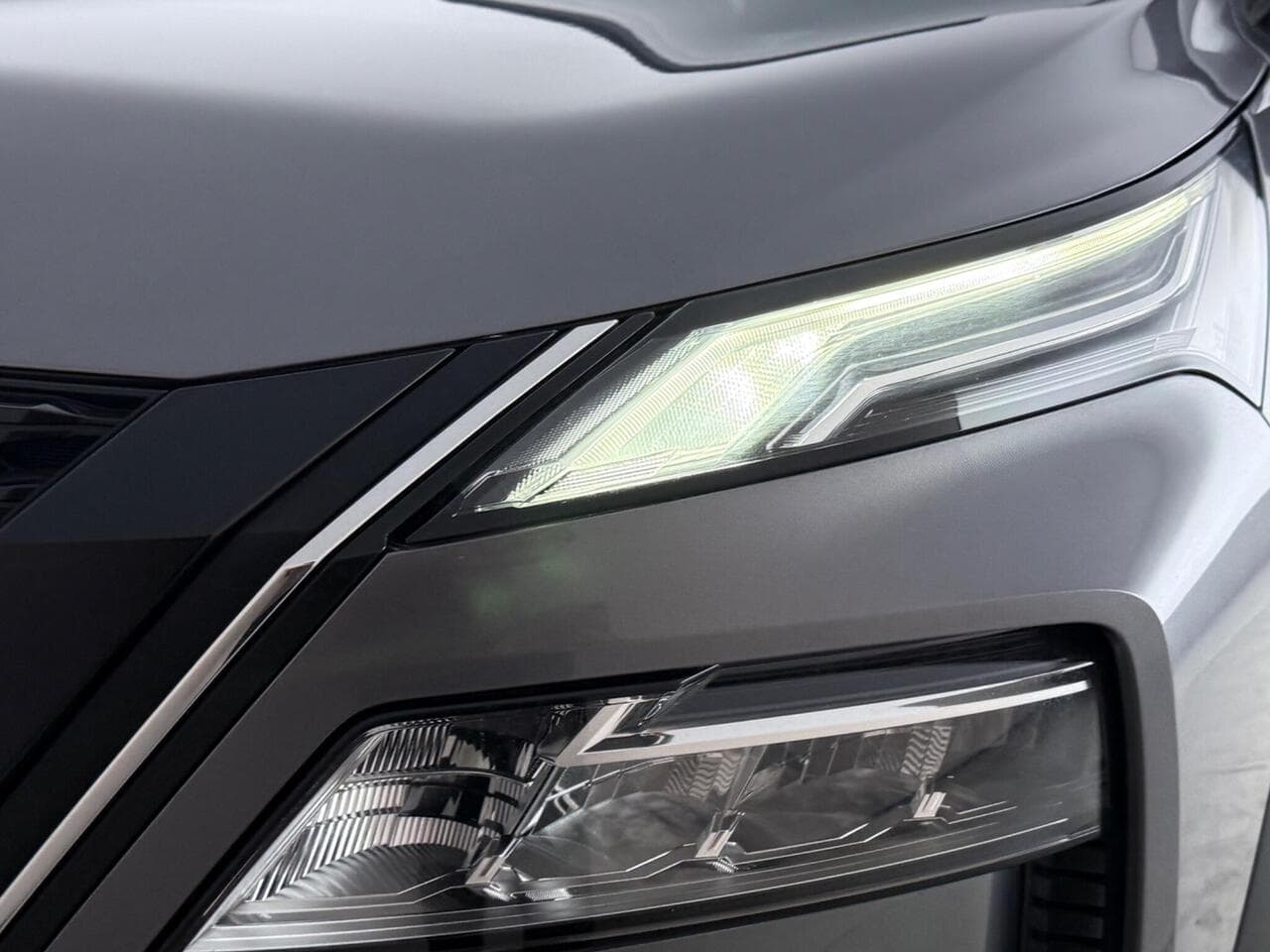 Nissan X-Trail thumbnail Lights Front
