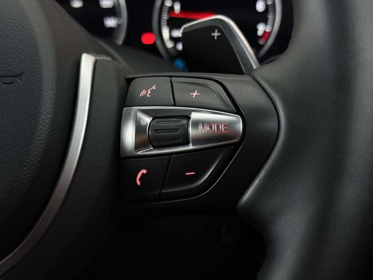 BMW X1 thumbnail Misc Controls
