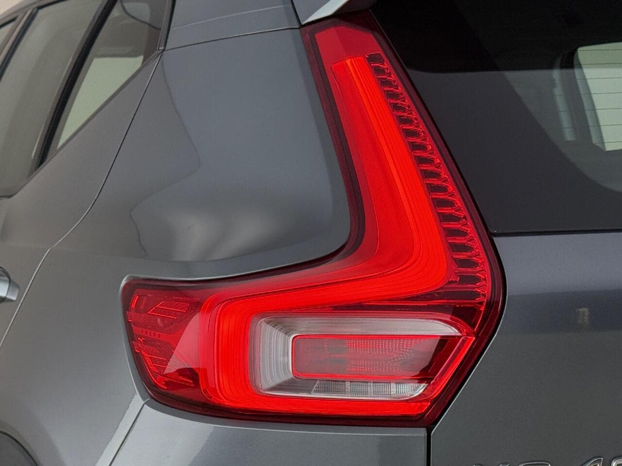 Volvo XC40 thumbnail Lights Rear