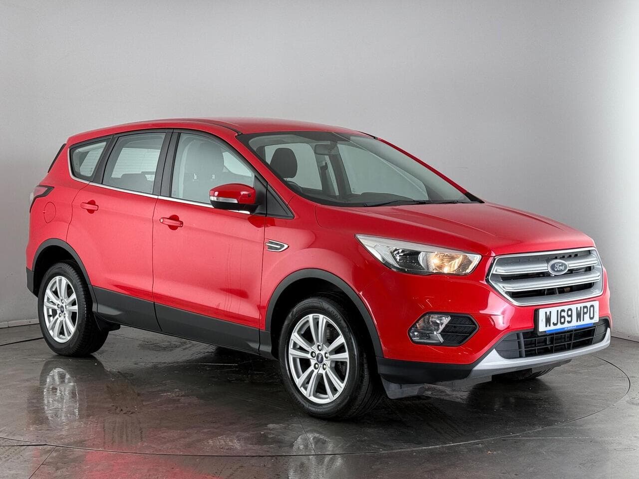 Ford Kuga - Ford Kuga 2.0 TDCi EcoBlue Zetec AWD Euro 6 (s/s) 5dr