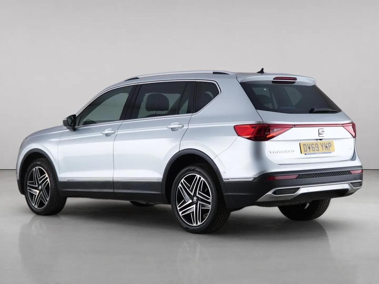 SEAT Tarraco thumbnail Rear Left
