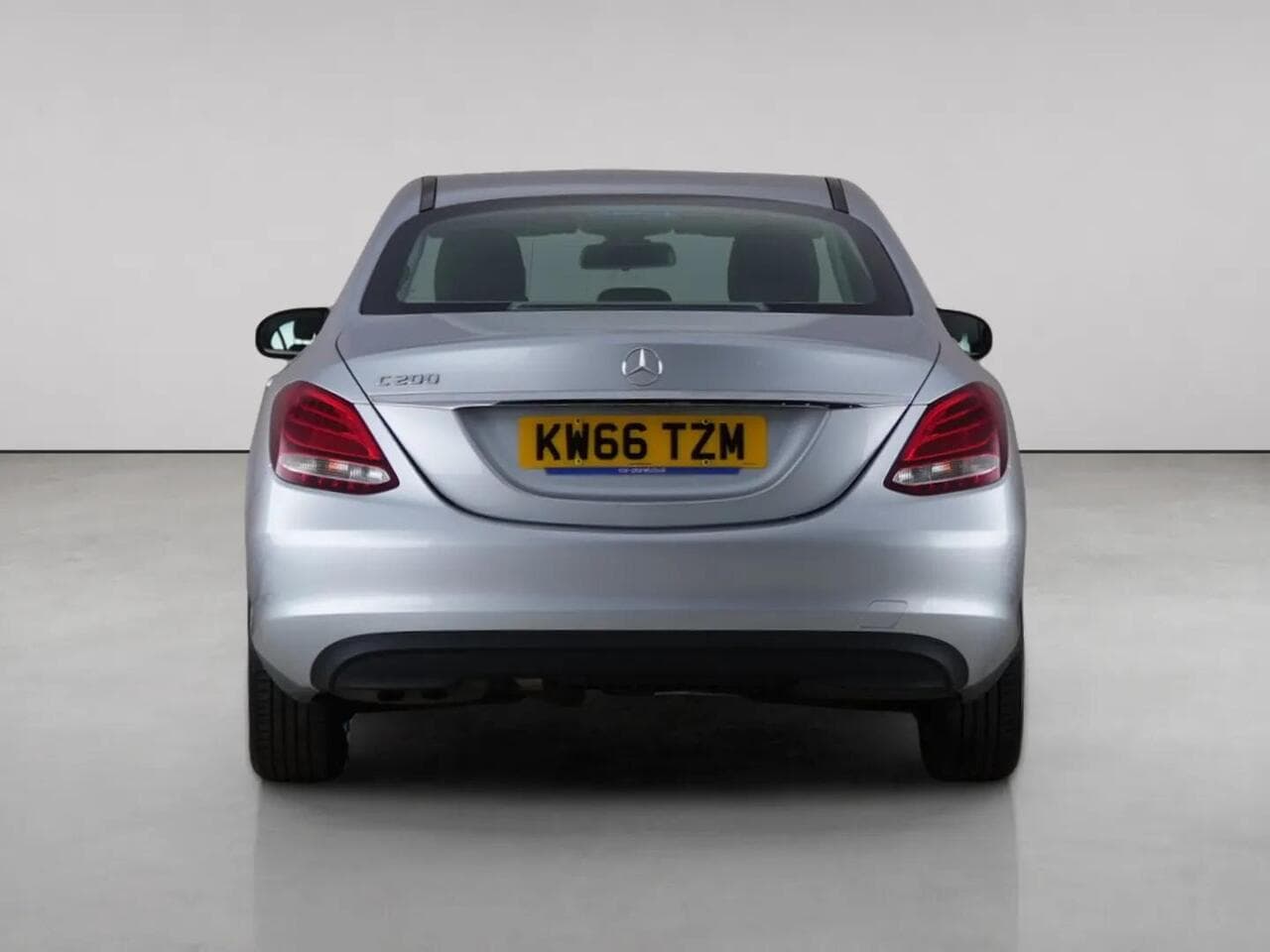 Mercedes-Benz C Class thumbnail Rear
