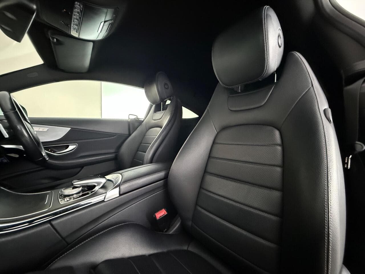Mercedes-Benz C Class thumbnail Seat Front Passenger