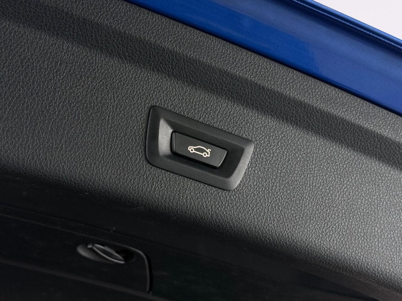 BMW 3 Series Gran Turismo thumbnail Misc Controls