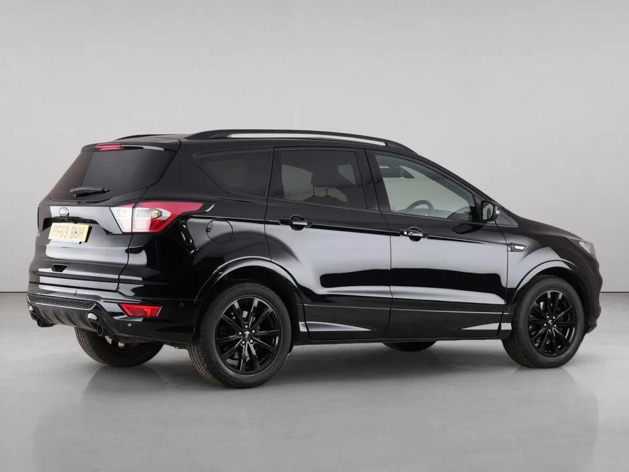 Ford Kuga thumbnail Side Right