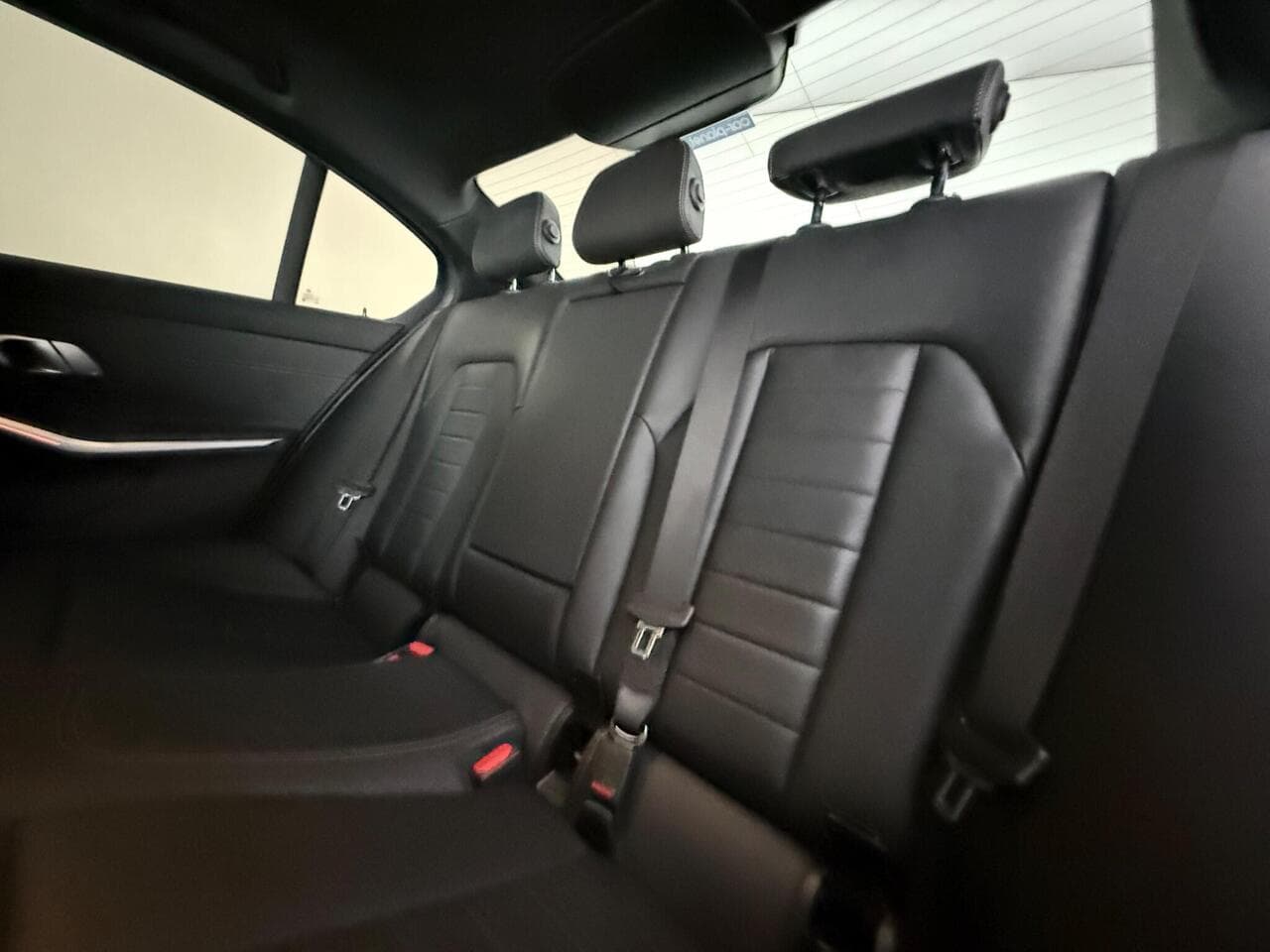BMW 3 Series thumbnail Seats Rear