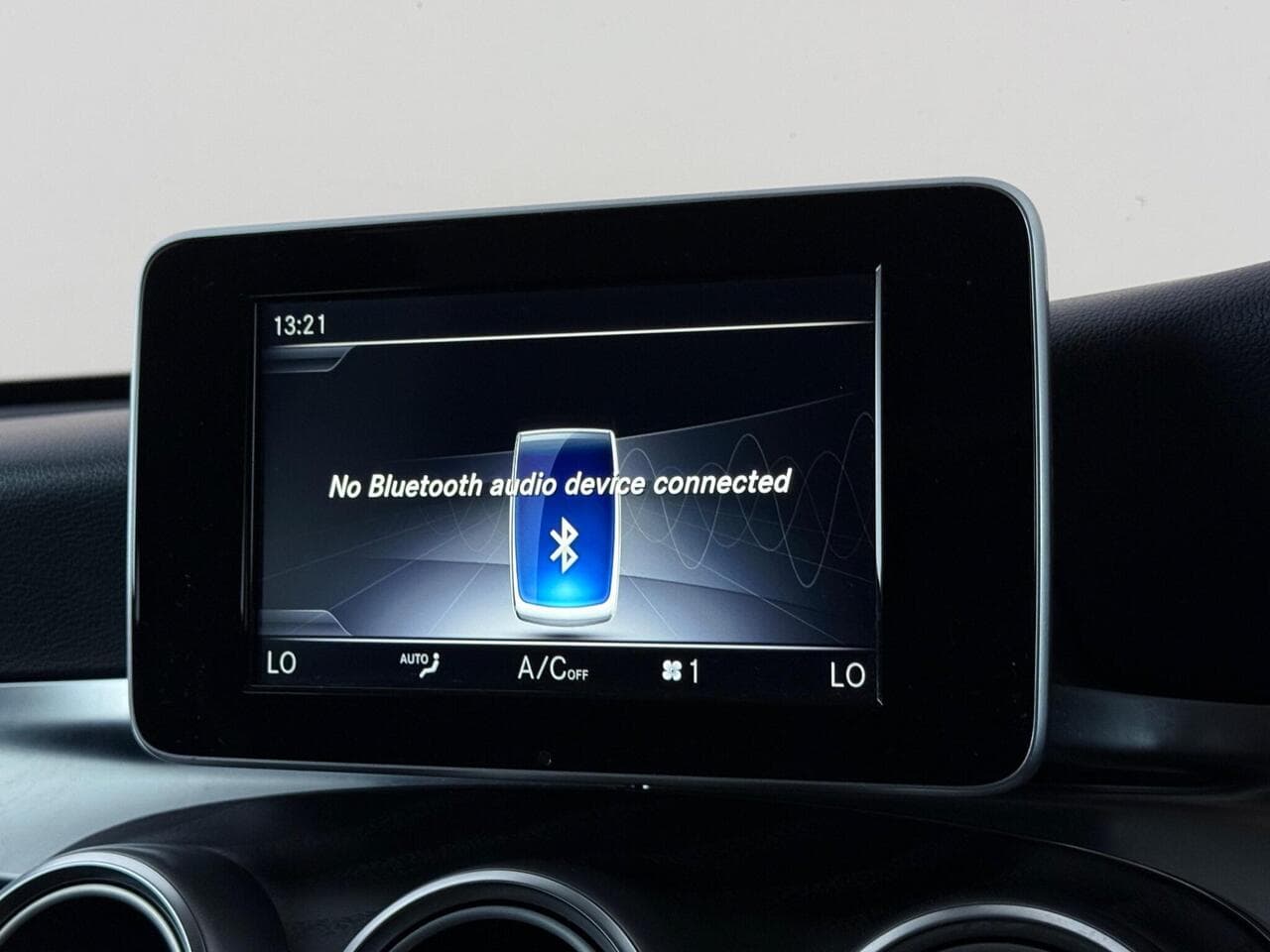 Mercedes-Benz GLC thumbnail Infotainment System
