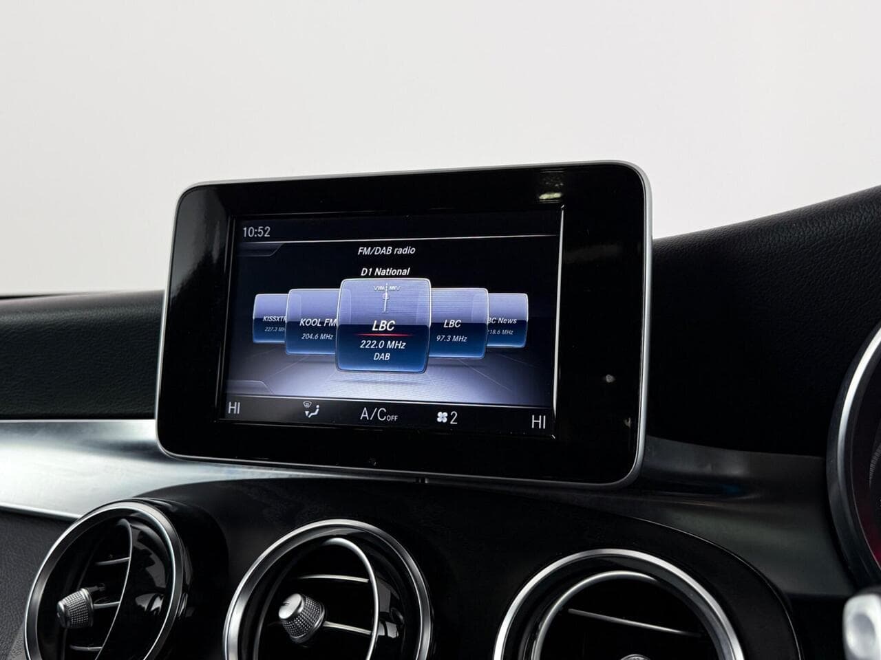 Mercedes-Benz GLC thumbnail Infotainment System