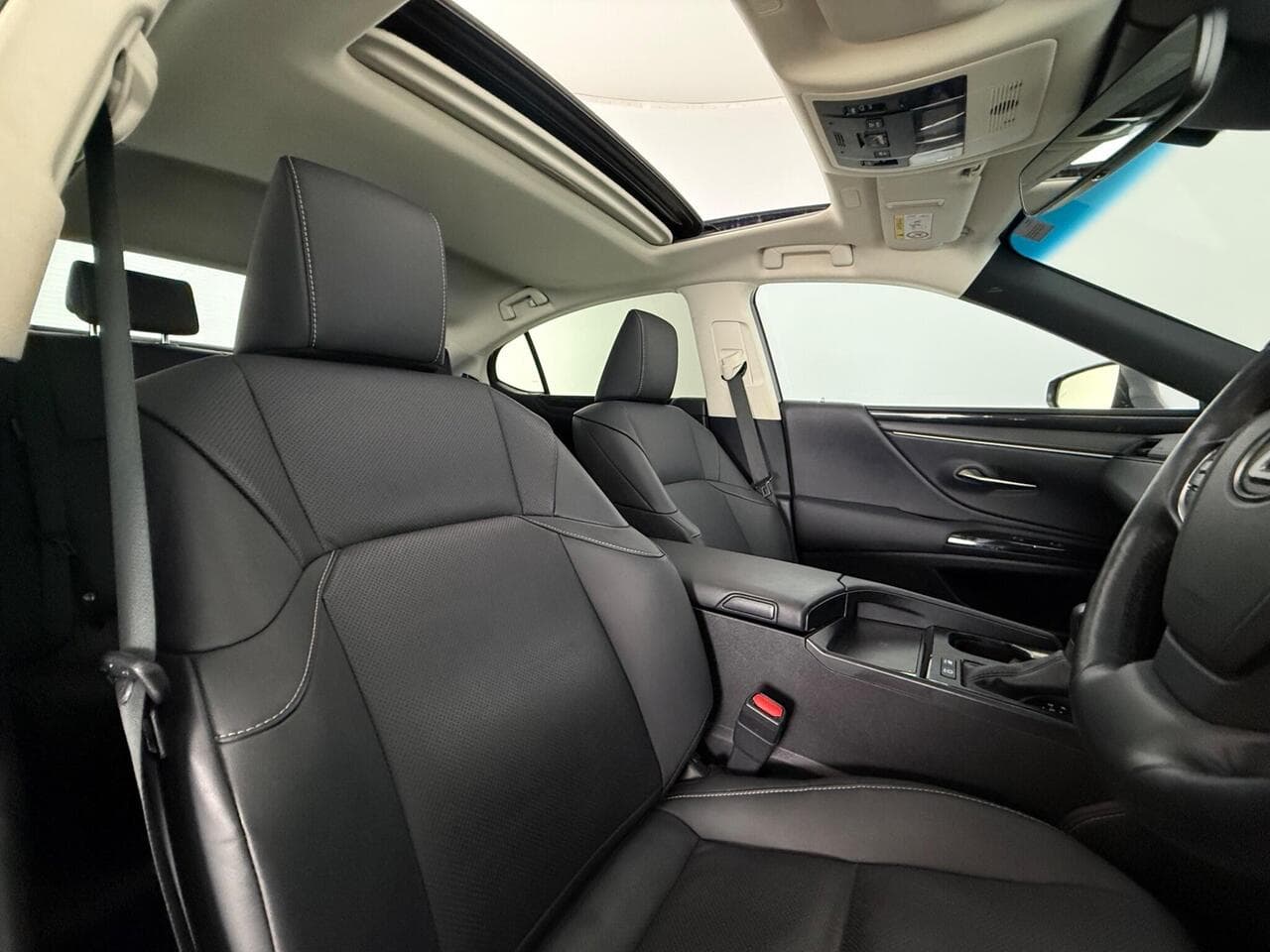 Lexus ES thumbnail Seat Driver