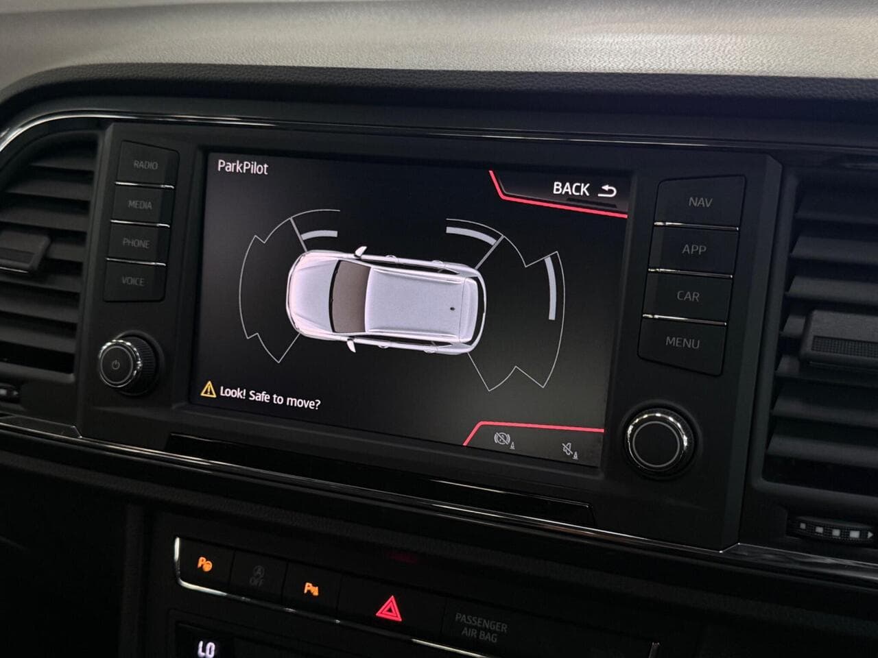 SEAT Ateca thumbnail Infotainment System
