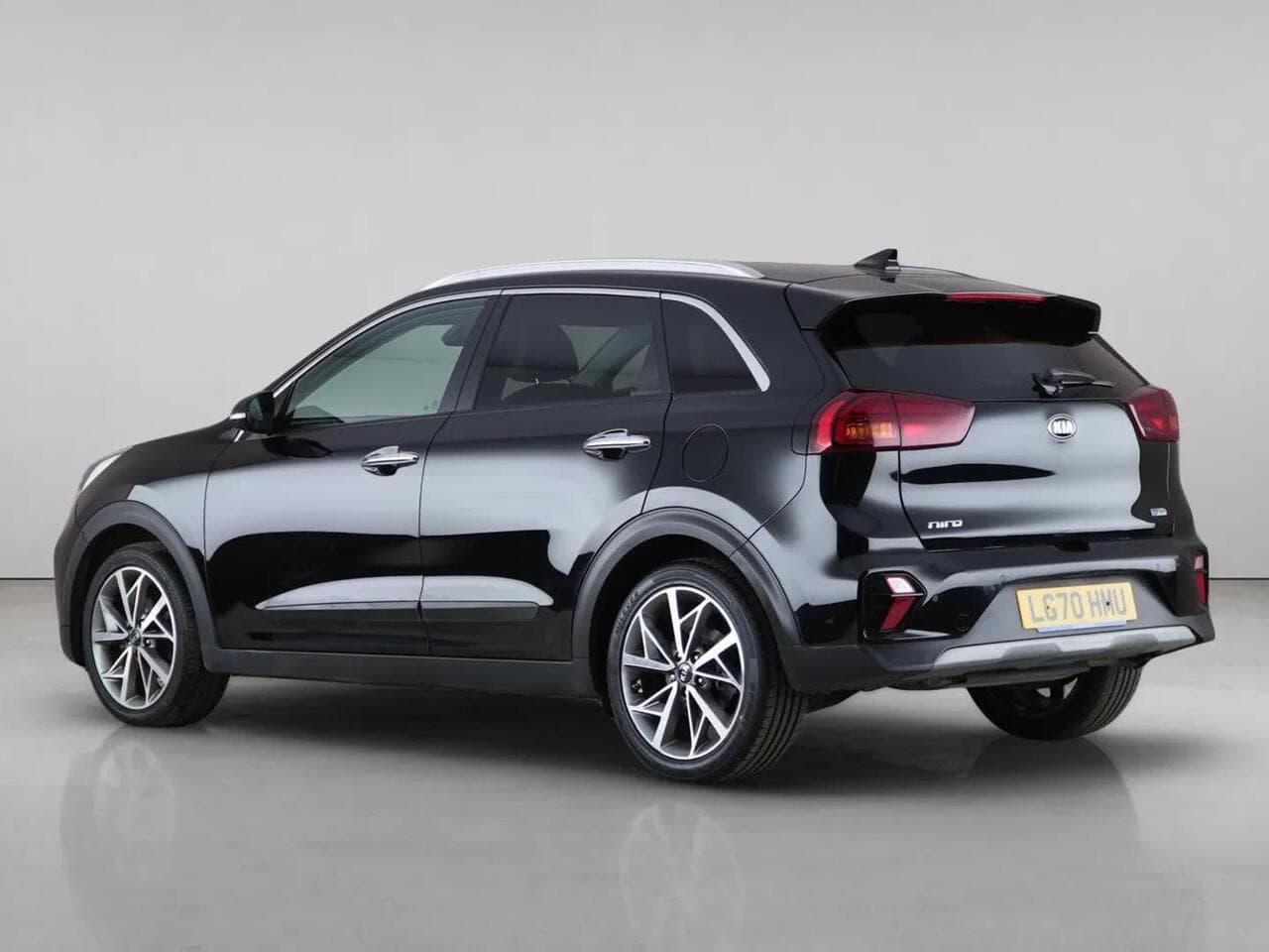 Kia Niro thumbnail Rear Left