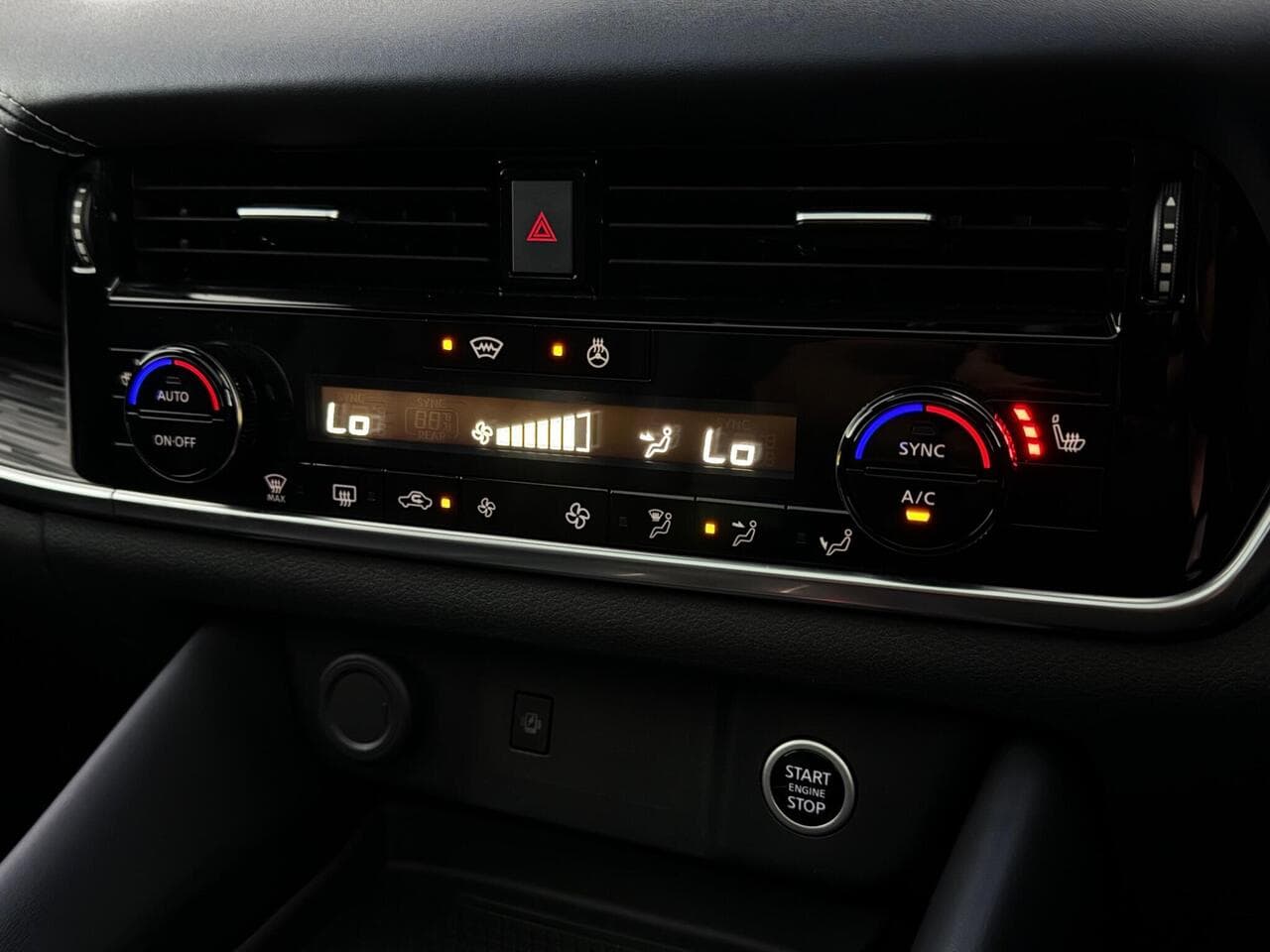 Nissan Qashqai thumbnail Infotainment System