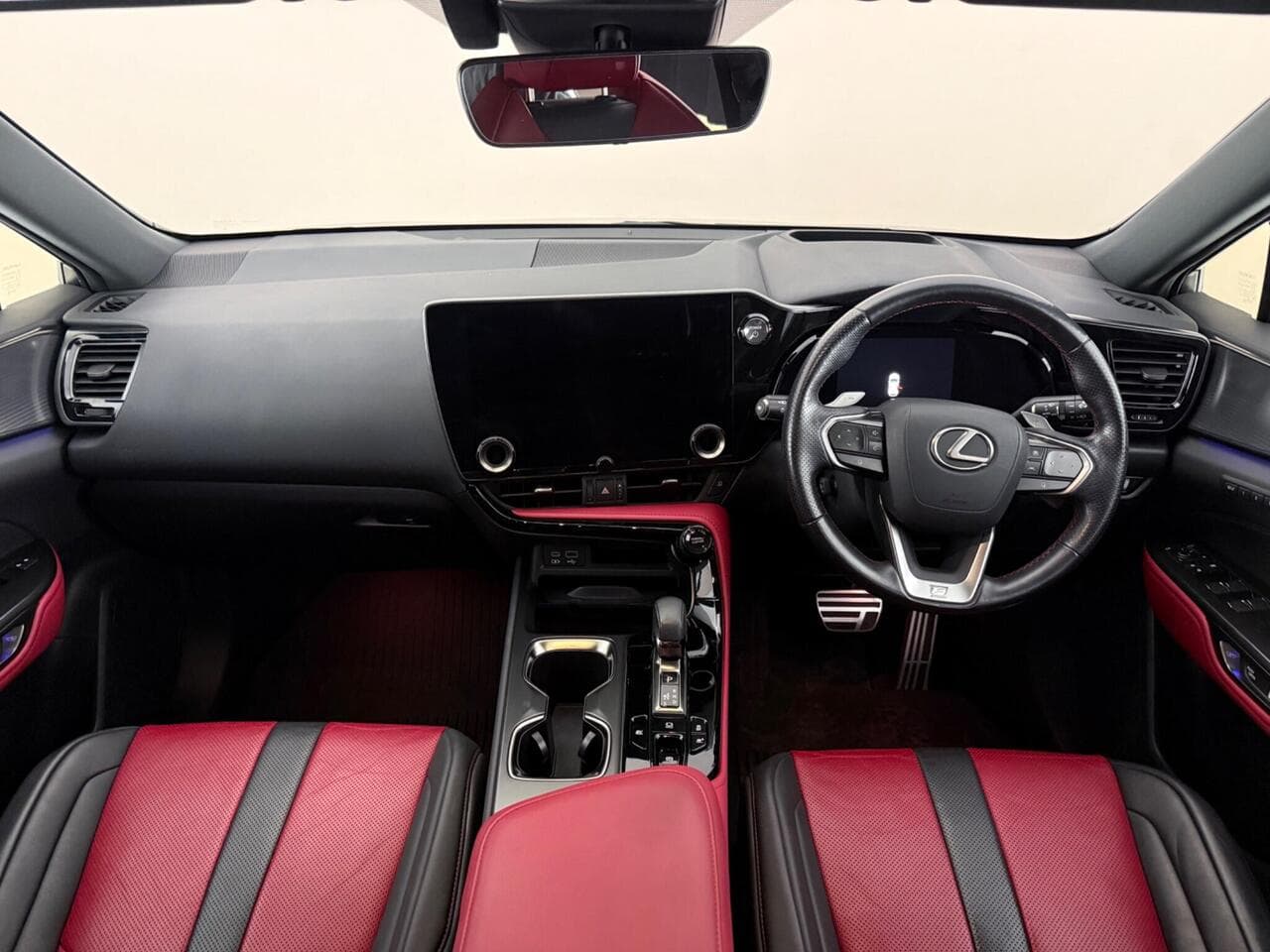 Lexus NX thumbnail Interior Front