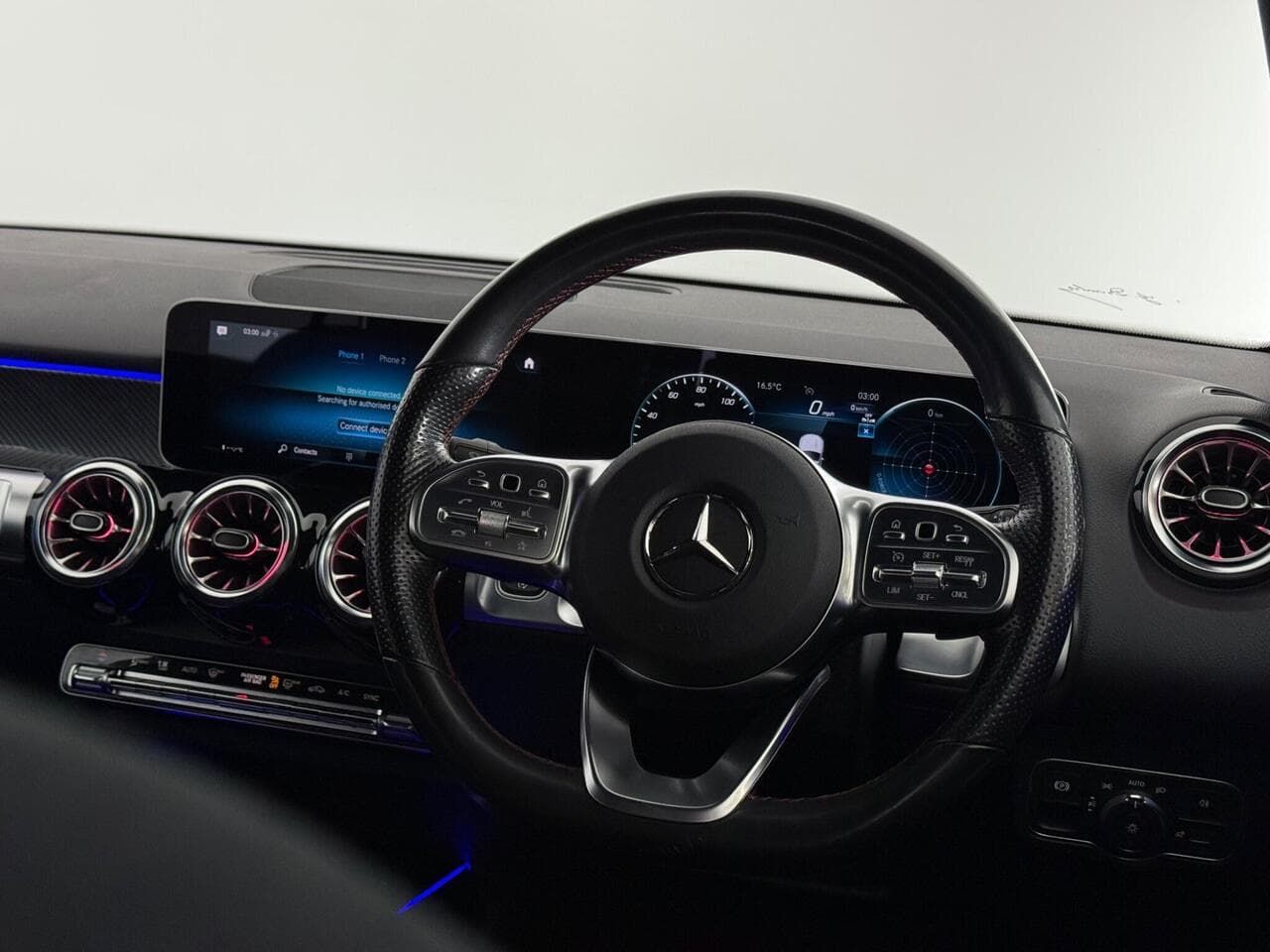 Mercedes-Benz GLB thumbnail Steering Wheel