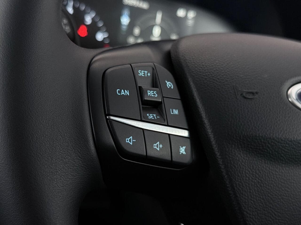 Ford Focus thumbnail Misc Controls