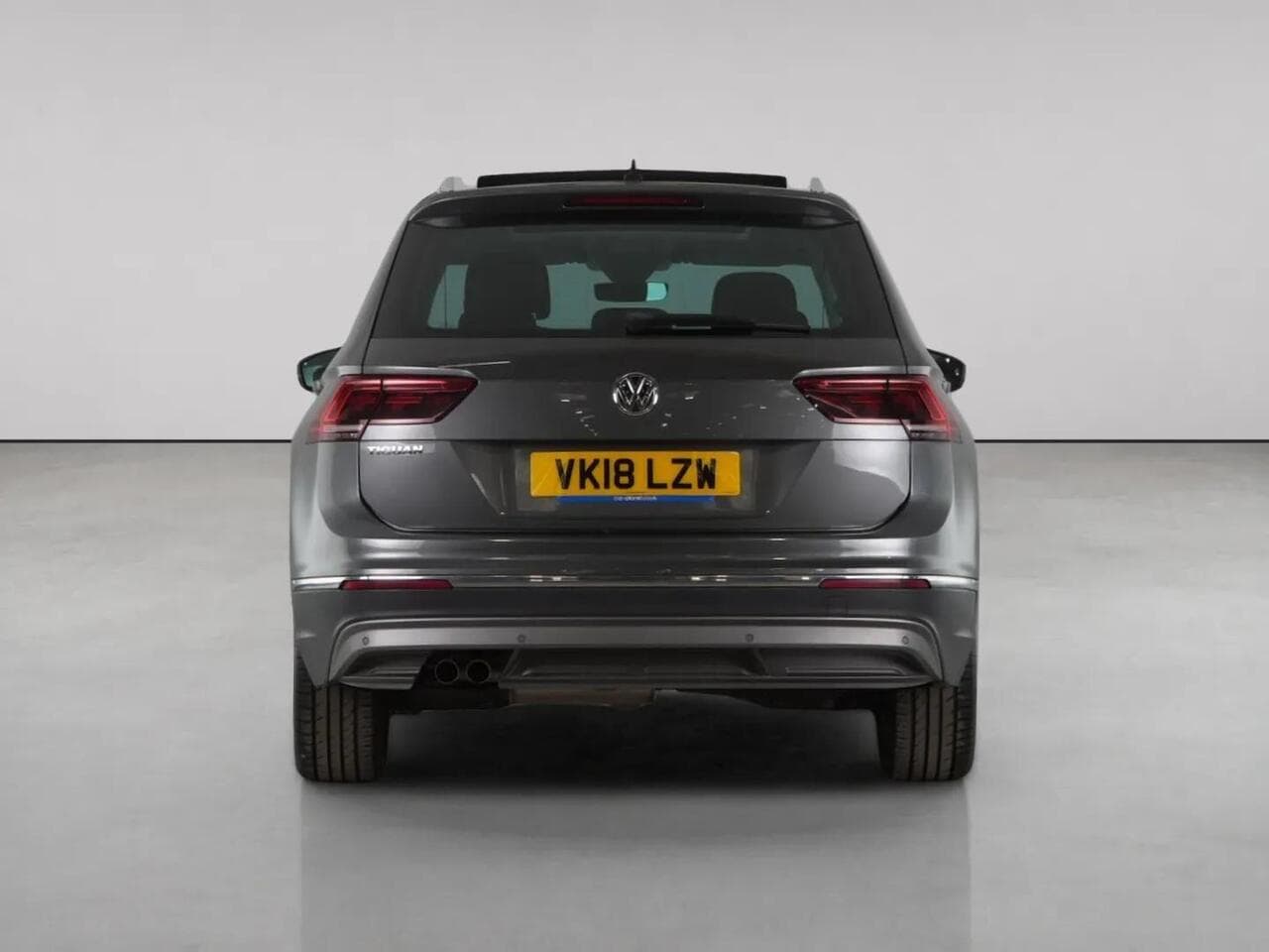 Volkswagen Tiguan thumbnail Rear