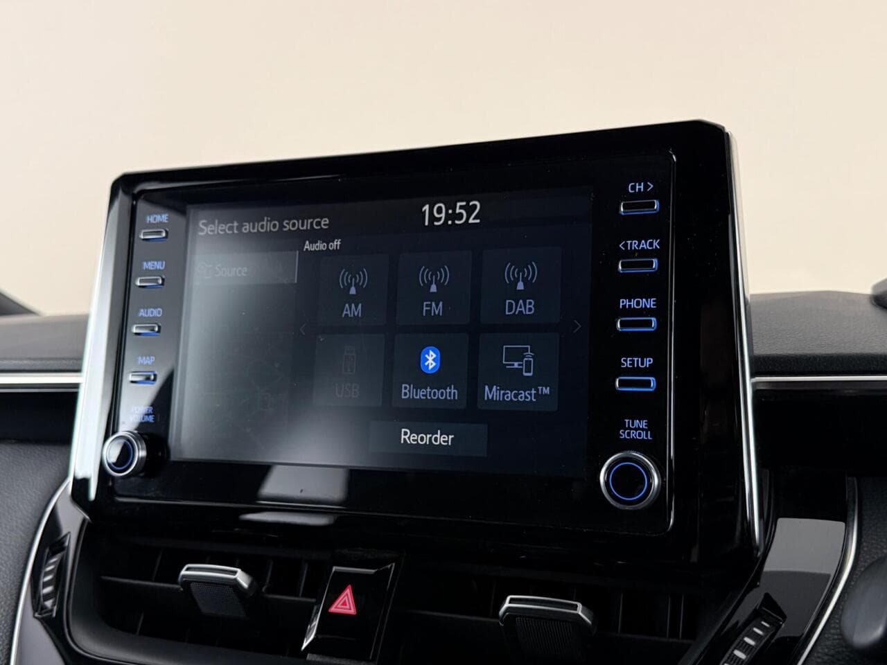 Toyota Corolla thumbnail Infotainment System