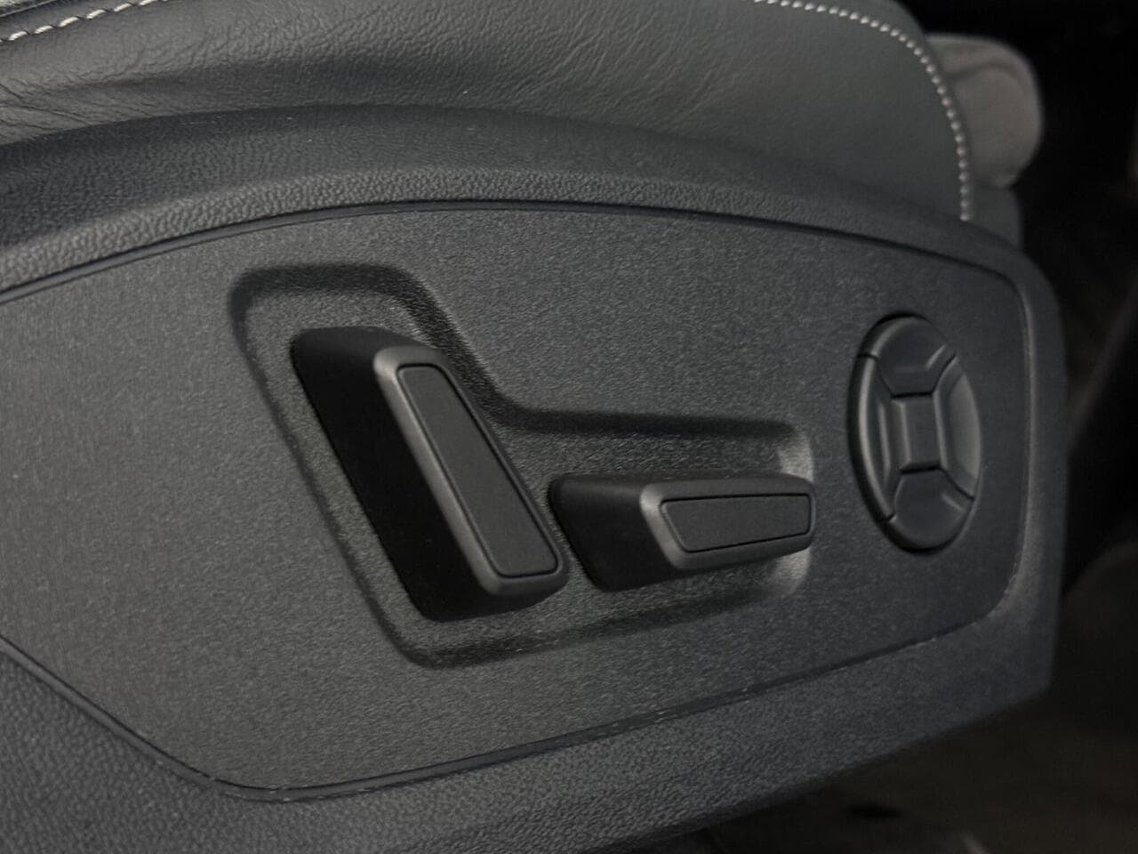 Audi A3 thumbnail Misc Controls