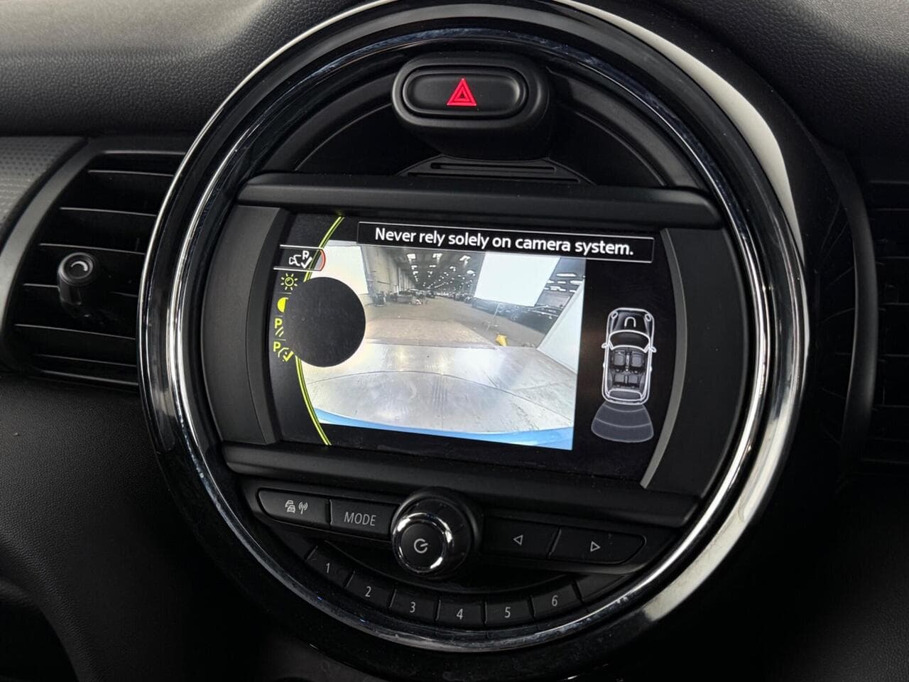 MINI Convertible thumbnail Infotainment System
