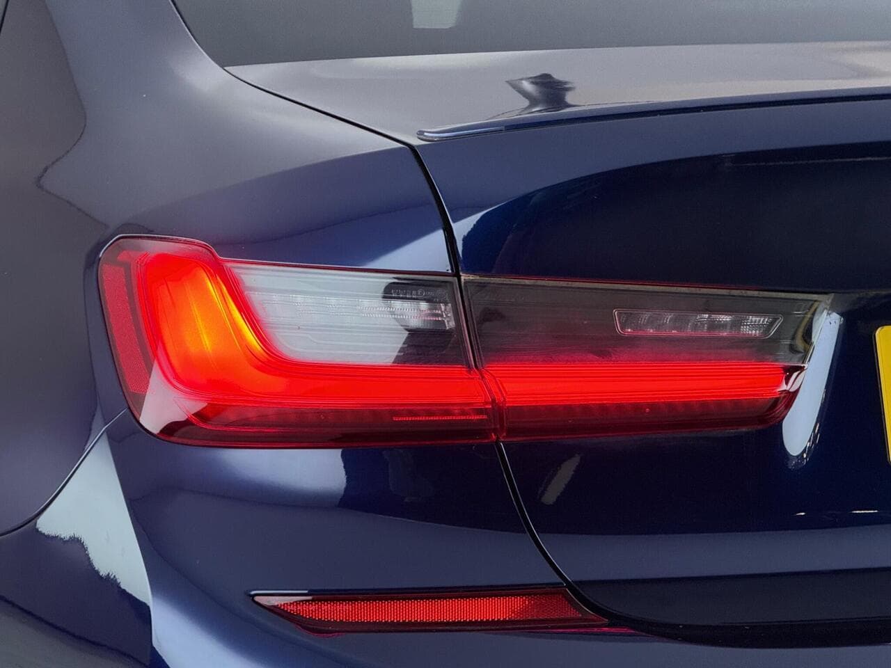 BMW 3 Series thumbnail Lights Rear