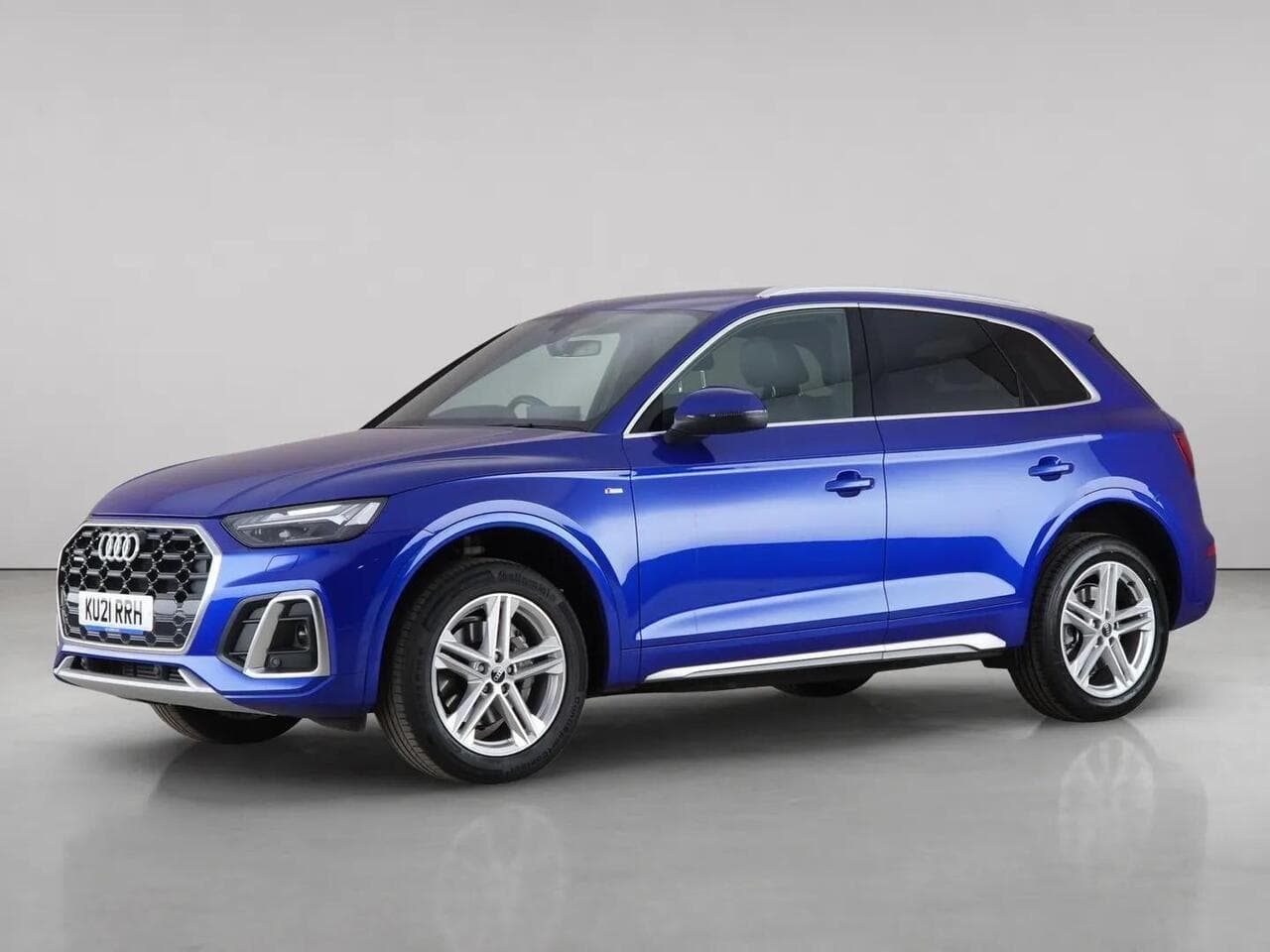 Audi Q5 thumbnail Front Left