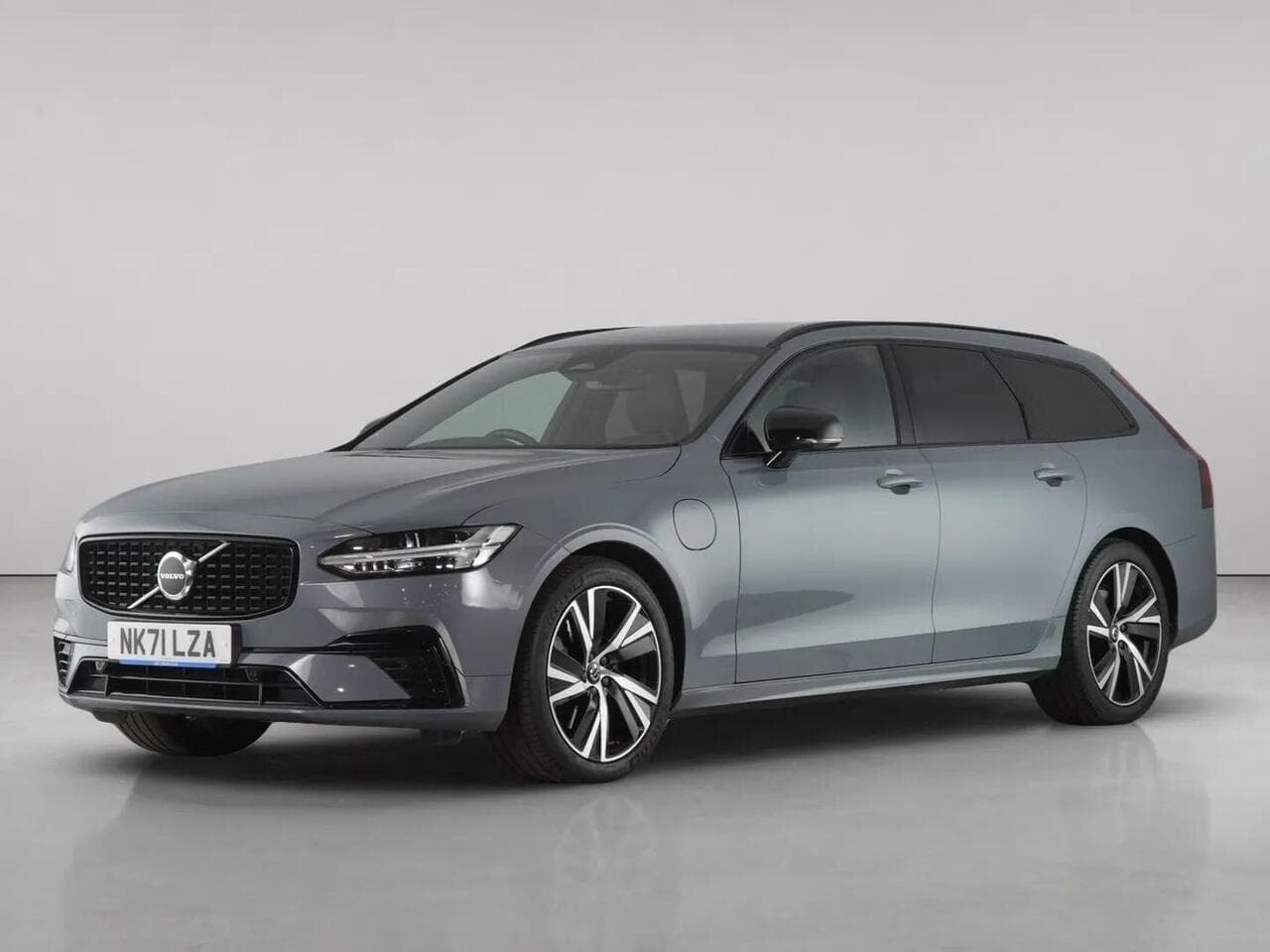 Volvo V90 thumbnail Front Left