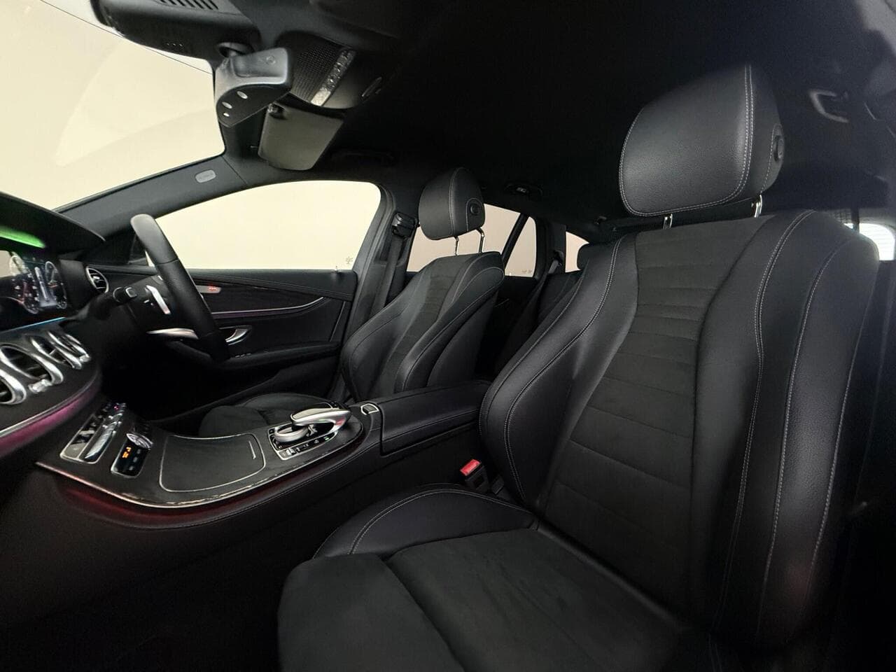 Mercedes-Benz E Class thumbnail Seat Front Passenger