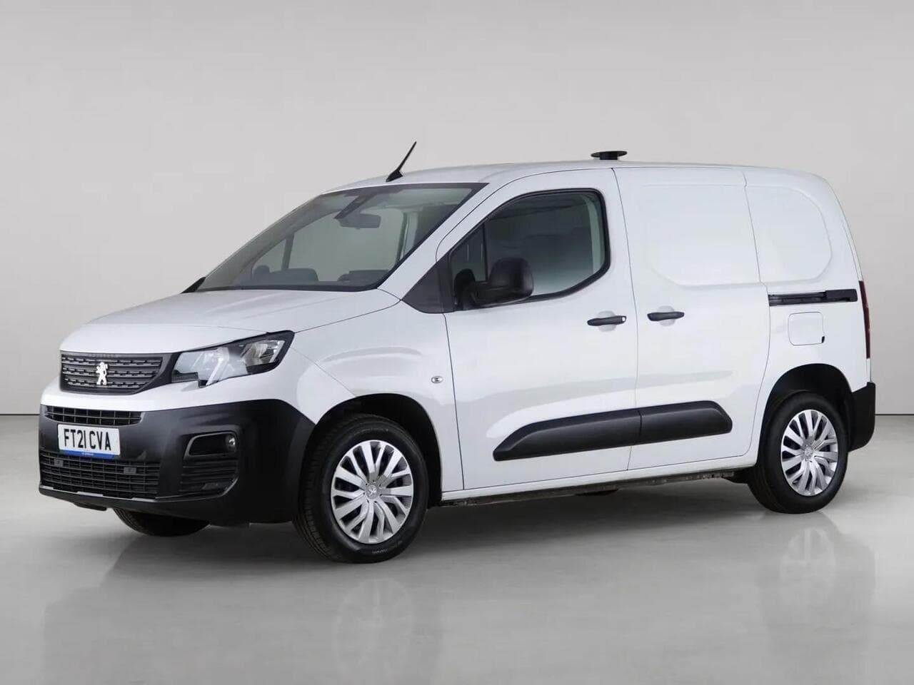 Peugeot Partner thumbnail Front Left