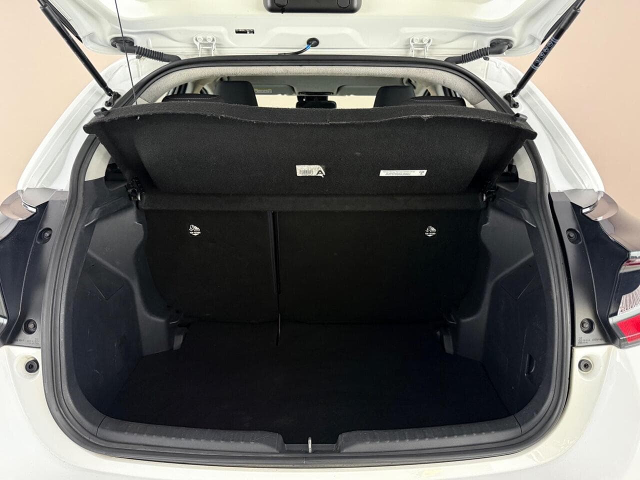 Toyota Yaris thumbnail Boot