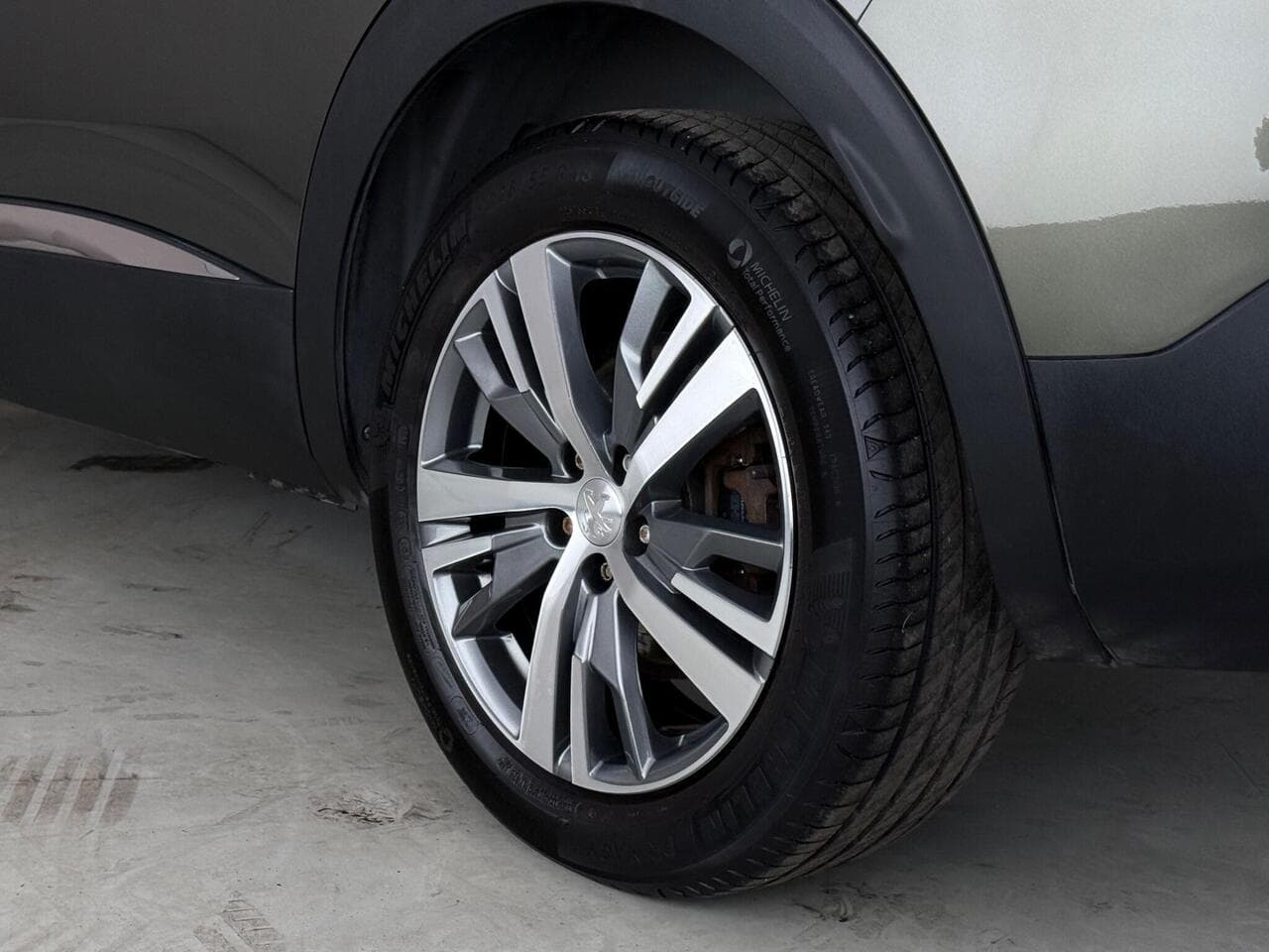 Peugeot 3008 thumbnail Wheel