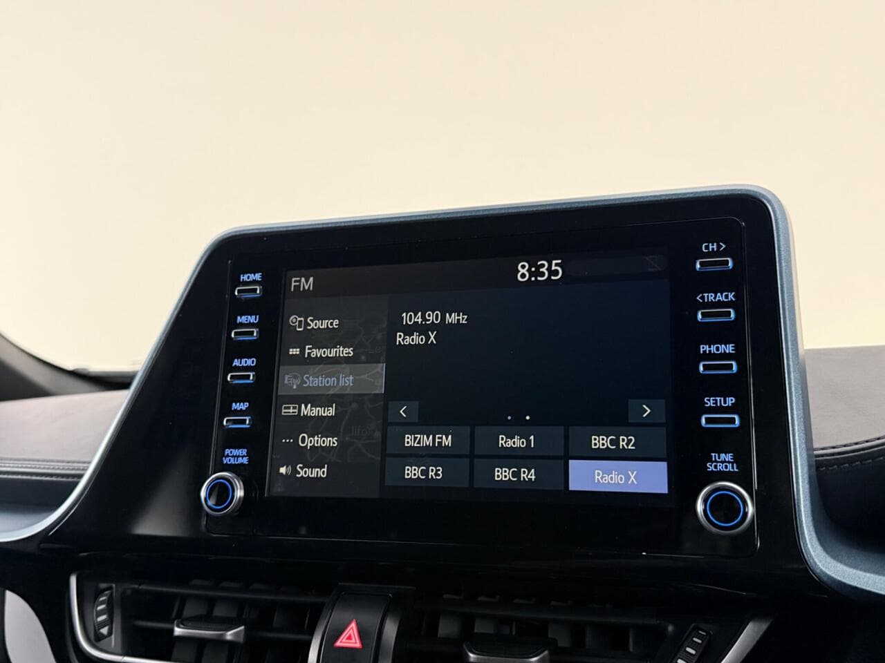 Toyota C-HR thumbnail Infotainment System