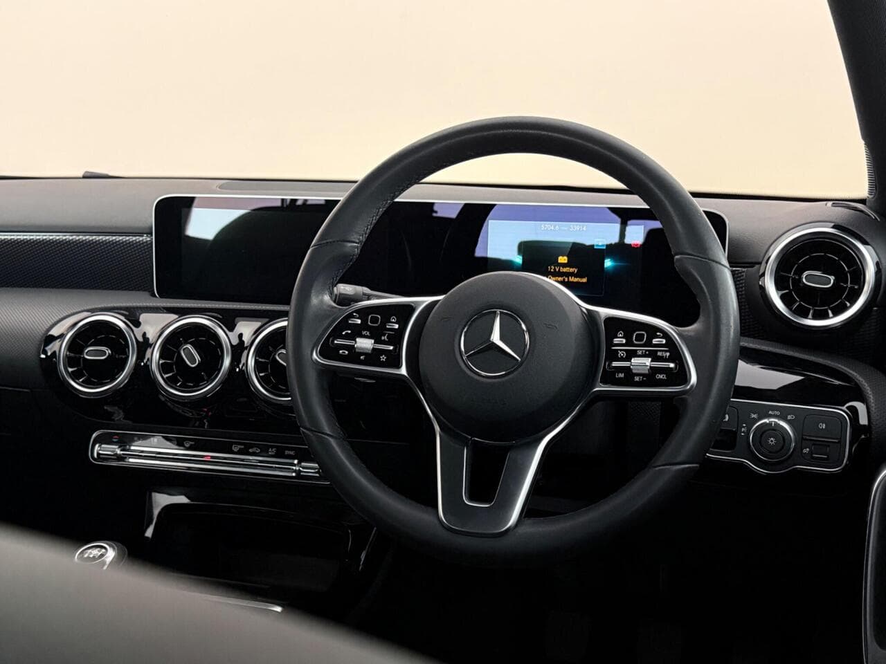 Mercedes-Benz A Class thumbnail Steering Wheel