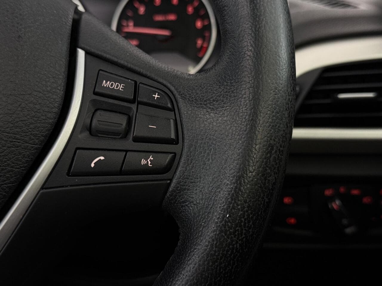 BMW 2 Series thumbnail Misc Controls