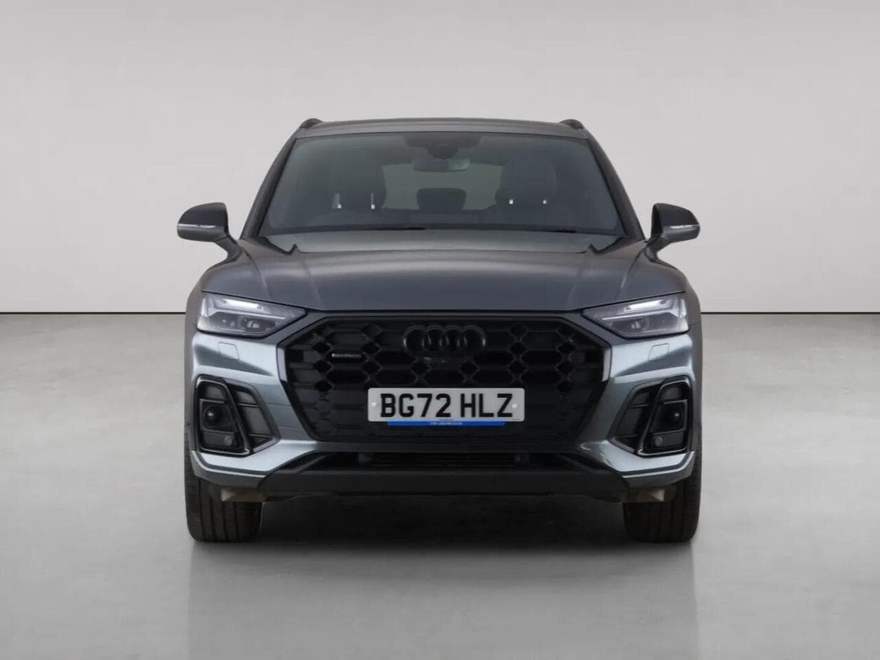 Audi Q5 thumbnail Front