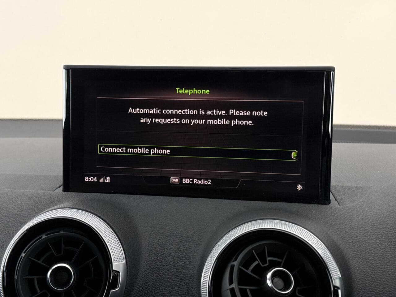 Audi Q2 thumbnail Infotainment System