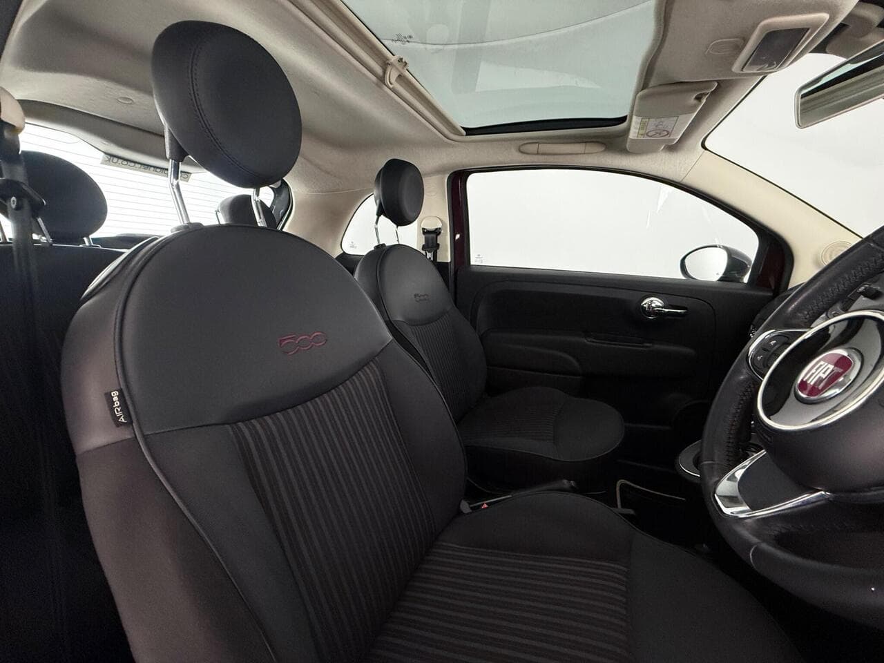 Fiat 500 thumbnail Seats Rear